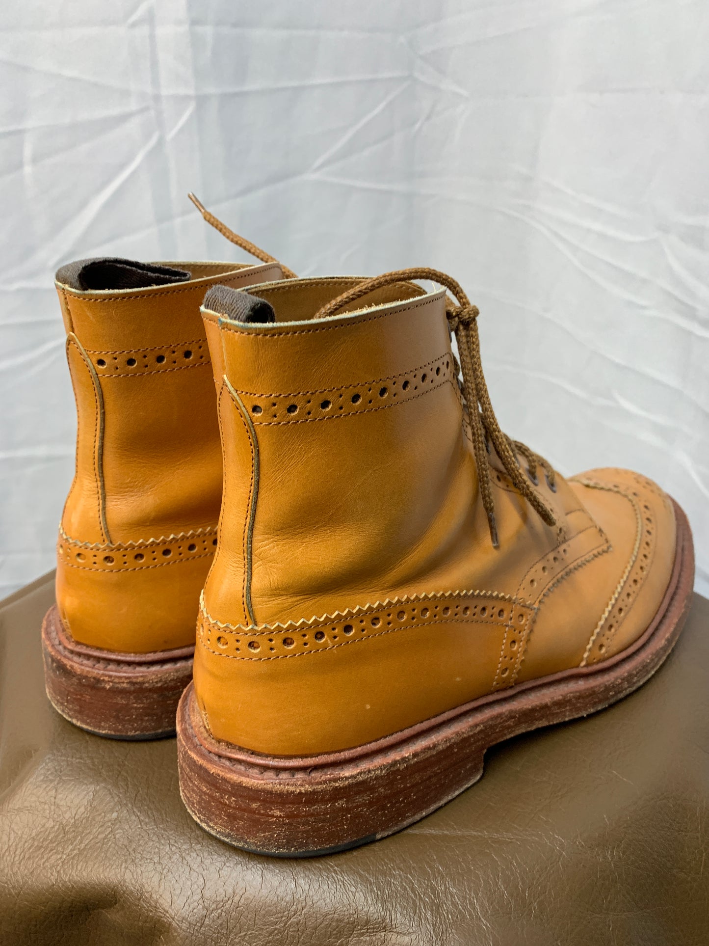 Tricker's  STOW COUNTRY BOOT - ACORN ANTIQUE